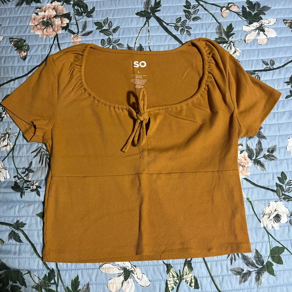Mustard top